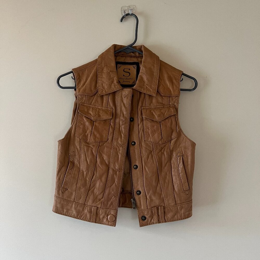 Real Leather Stradivarius brand vest in camel color size S